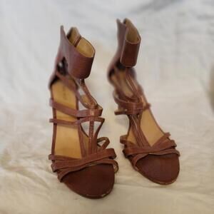 Nine west caged tan sandals 10 better in person bin 11